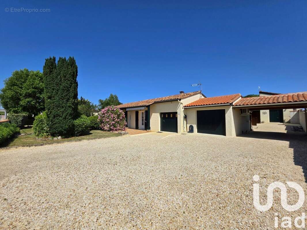 Photo 3 - Maison à ASNIERES-SUR-NOUERE