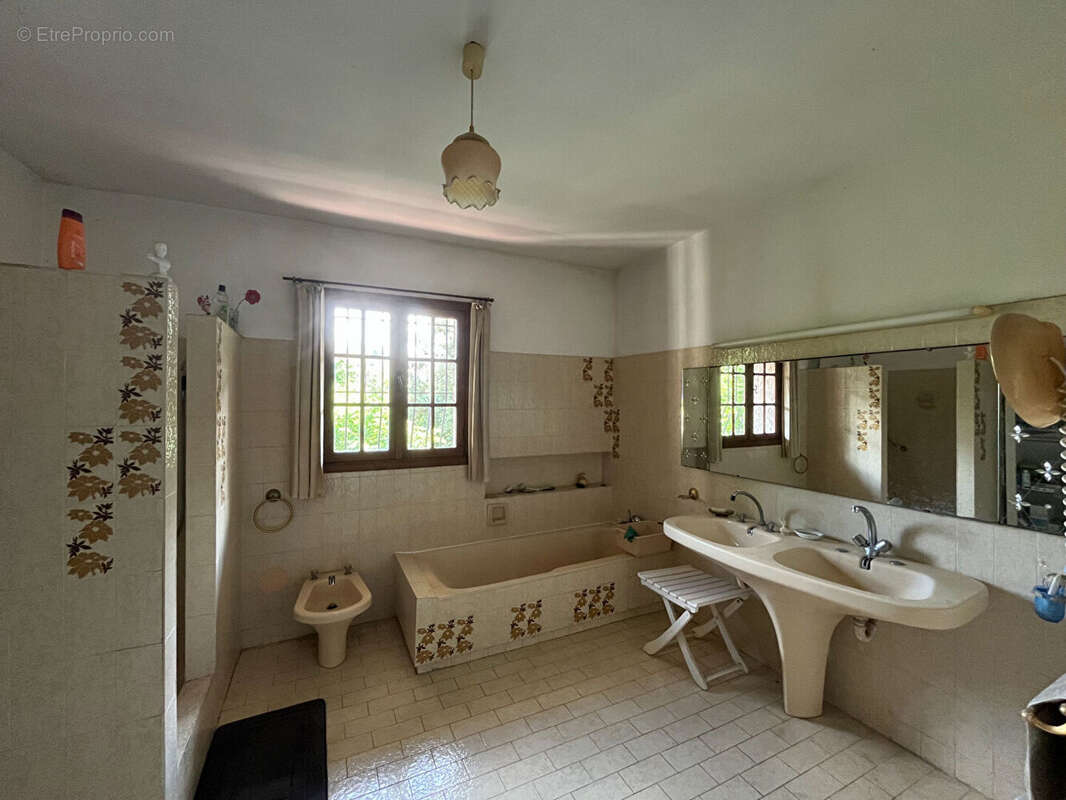 Maison à CAGNES-SUR-MER