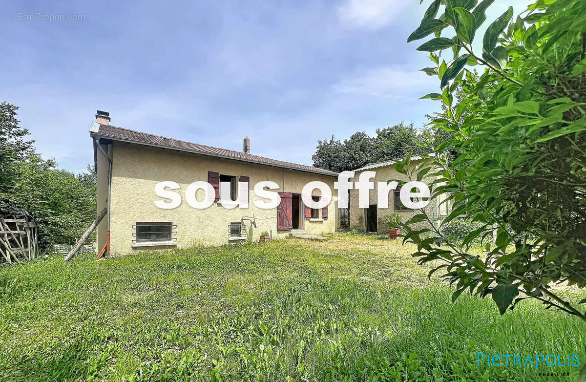 Maison 63 m² à Saint-Symphorien-De-Lay  - photo 2