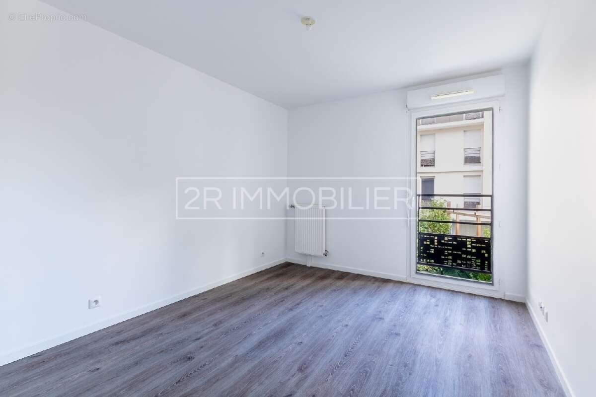 Appartement à POMPONNE