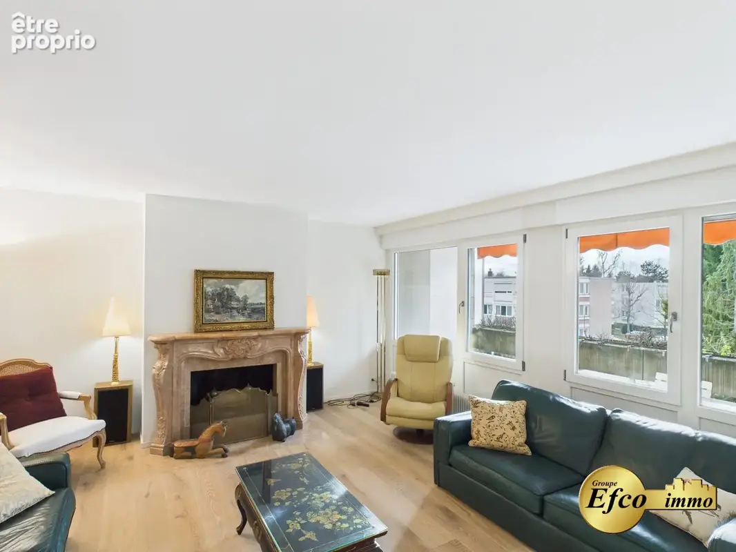 Appartement 6 pièces 126 m² à vendre à Saint-Louis (68300) - photo 2