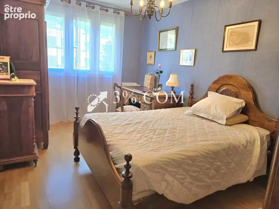 Appartement T3 de 62m2 avec balcon, loggia, cave et garage - photo 6