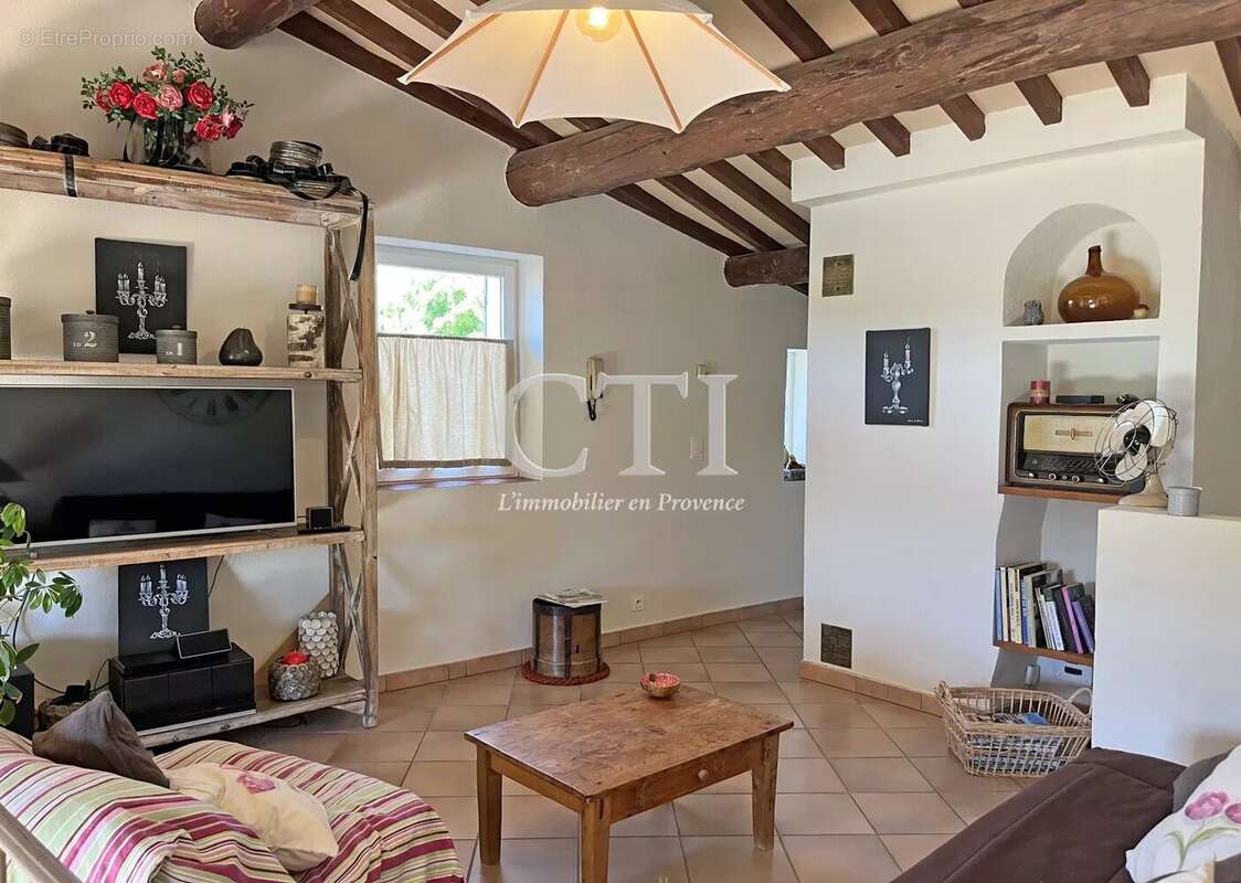 Maison à VAISON-LA-ROMAINE