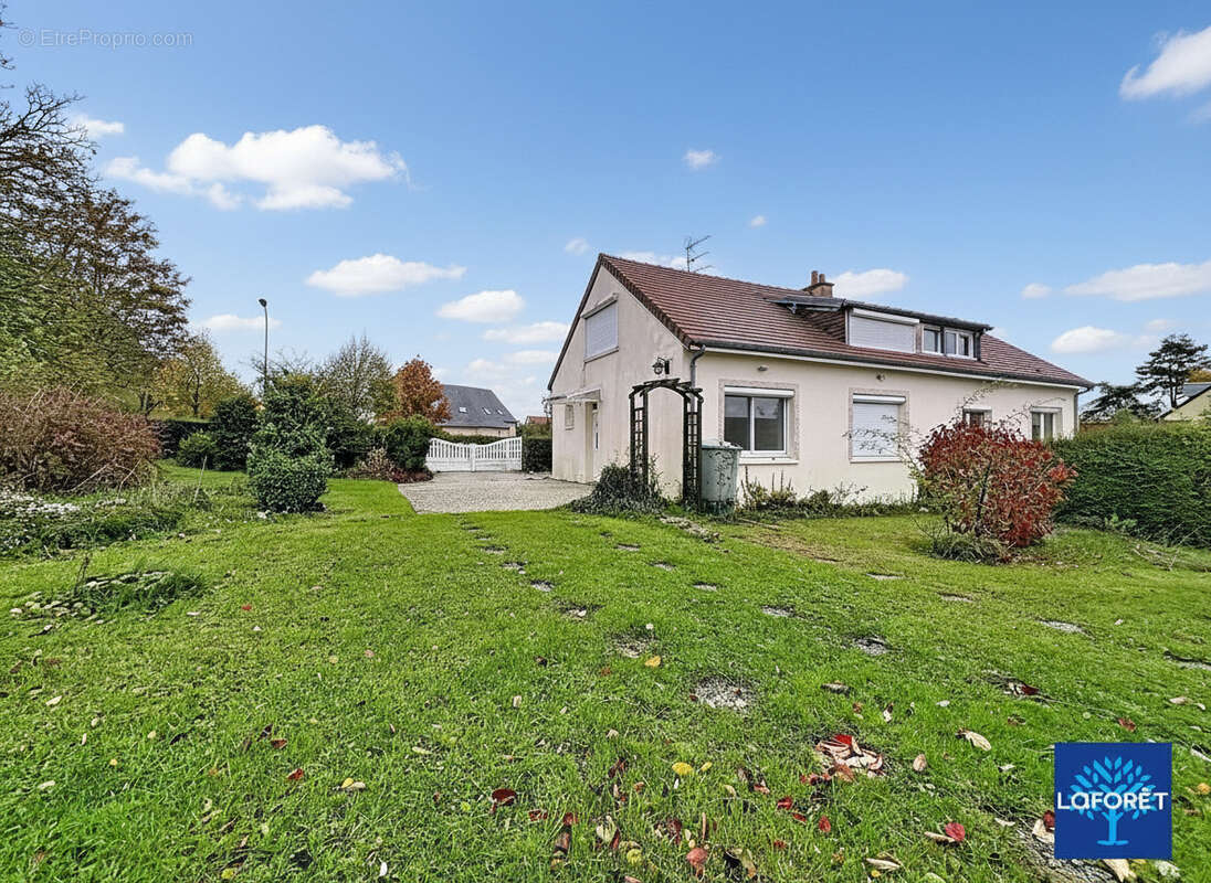 Maison à ESQUAY-NOTRE-DAME