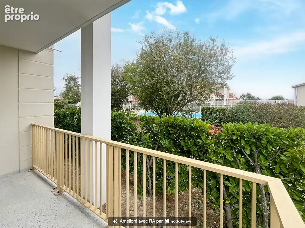 A vendre - Appartement 3 pièce(s) CAVIGNAC - Terrasse & vue piscine - photo 3