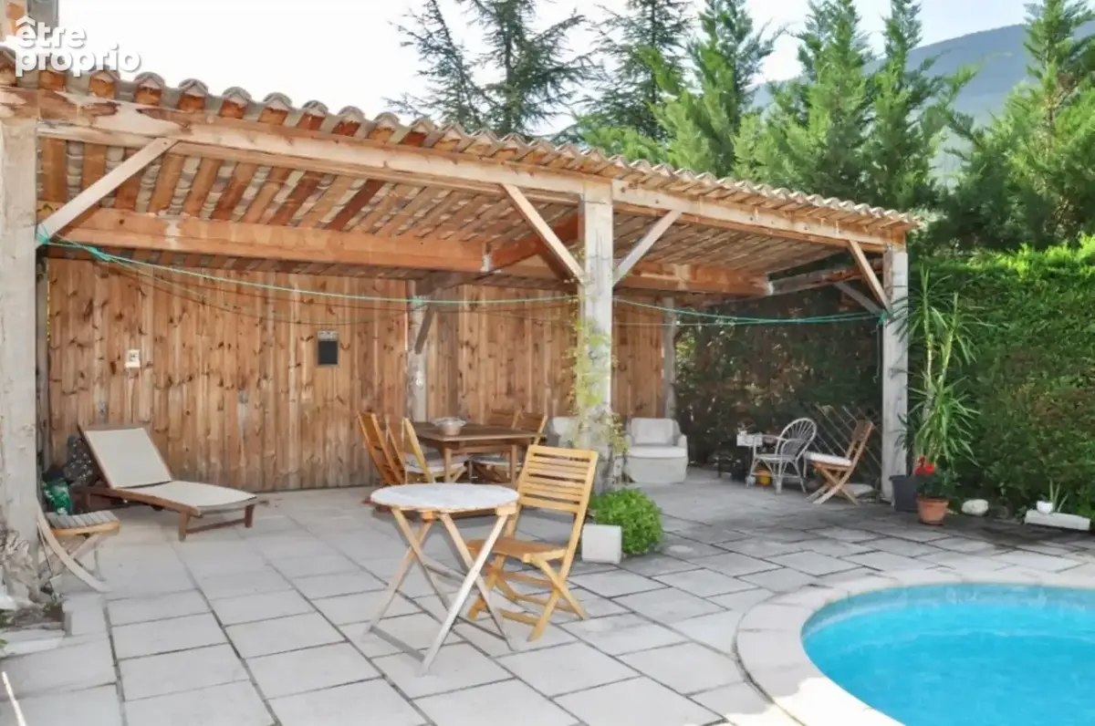 Dpt Alpes de Haute Provence (04), à vendre CASTELLANE maison 5 pièces - 143 m² - Terrain de 1143 m² - Plain pied - photo 5