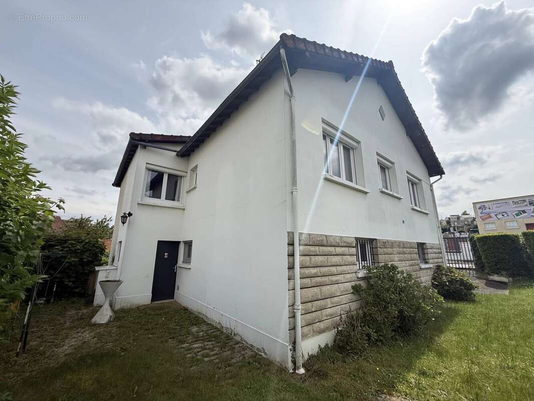 Maison à CHELLES