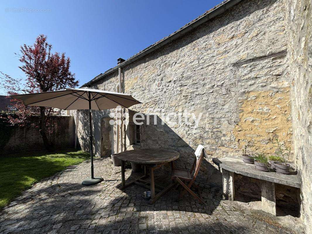 Maison à SENLIS