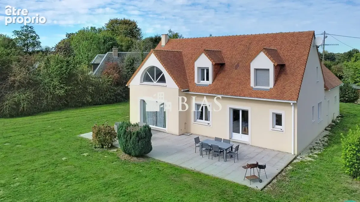 Maison 8 pièces 178 m² à vendre à Bernay (27300) - photo 3