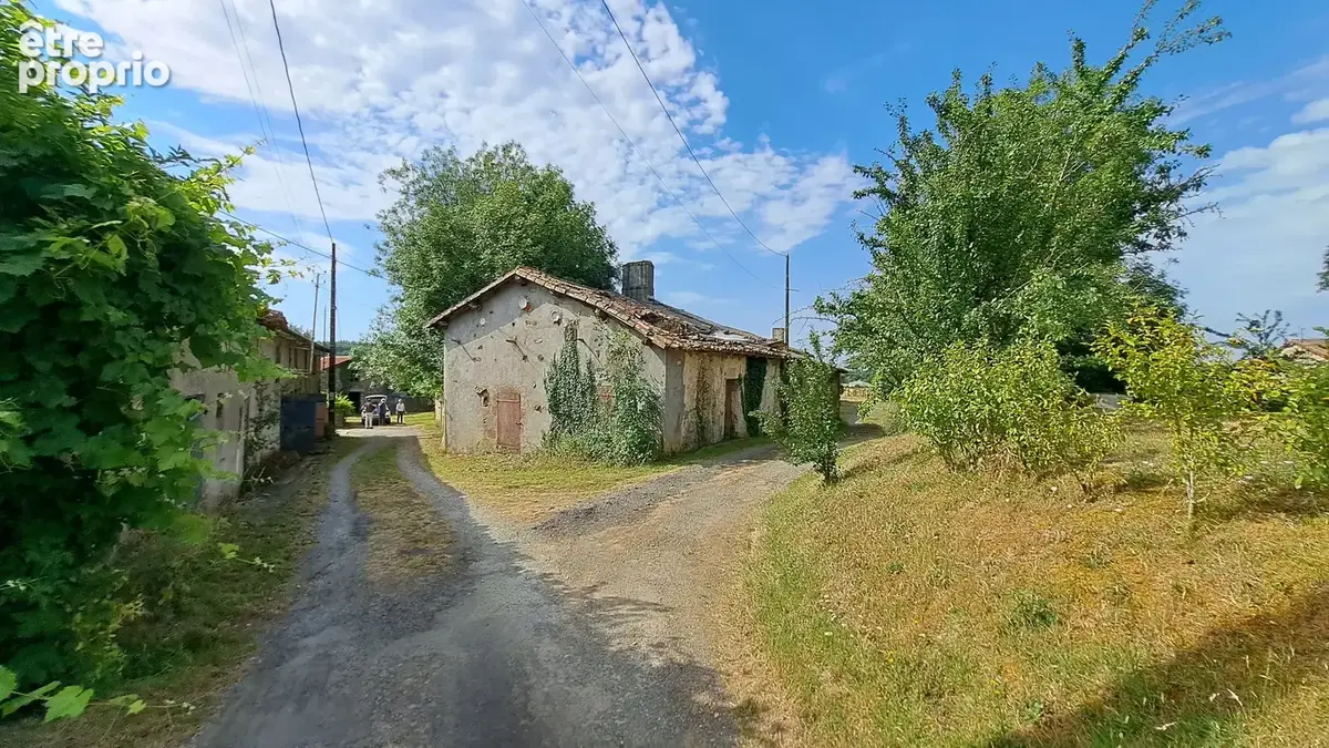 Granges et terrain - photo 6