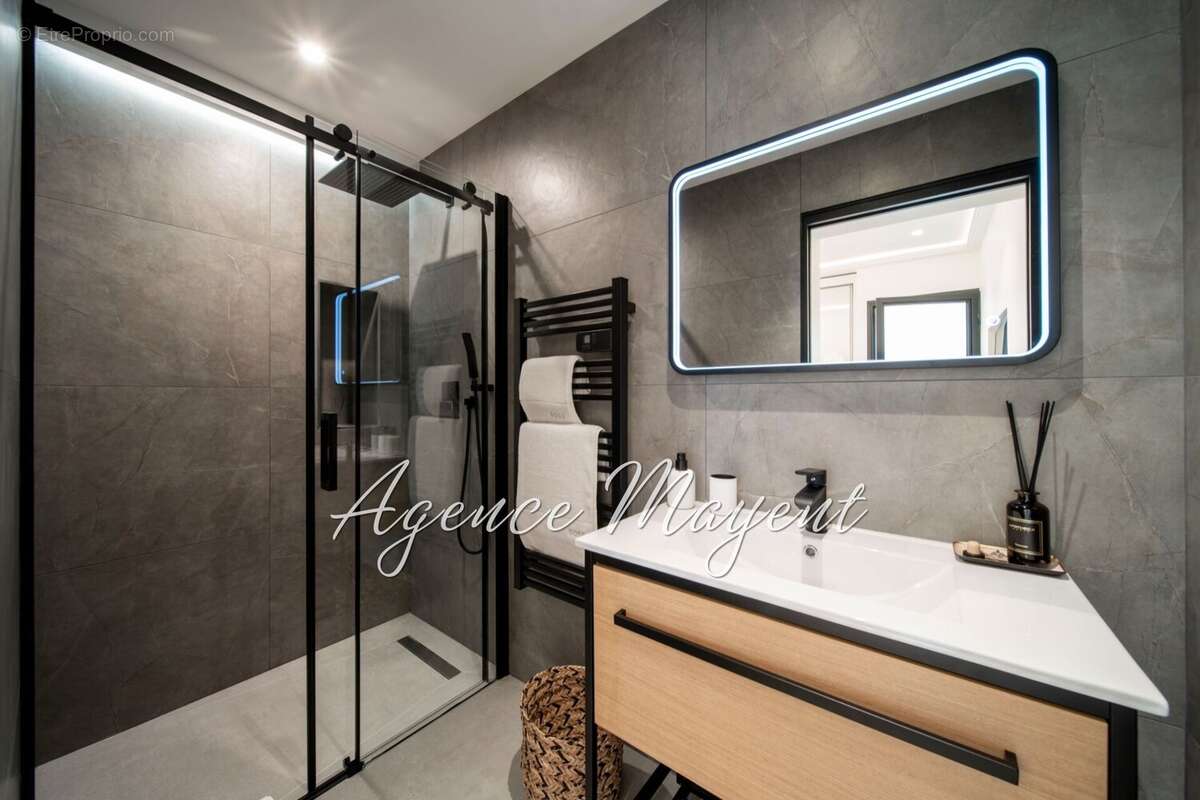 Appartement 39 m² à Cannes  - photo 6