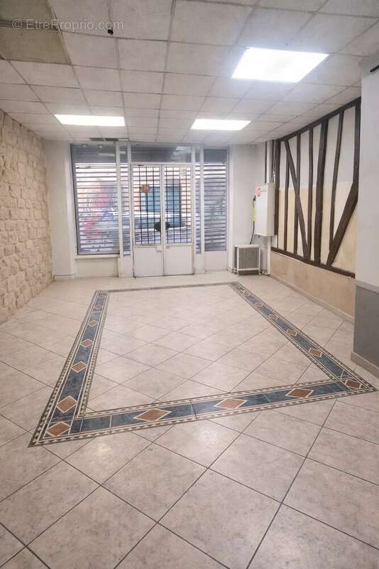 Appartement à PARIS-10E