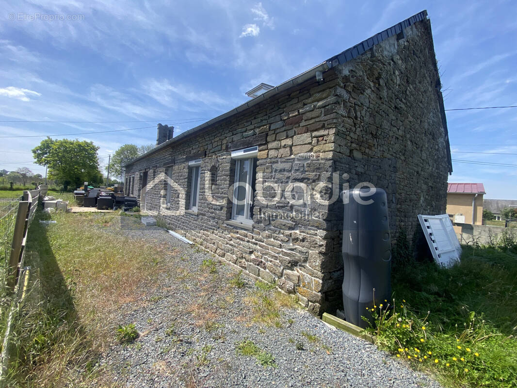 Maison à LE BENY-BOCAGE