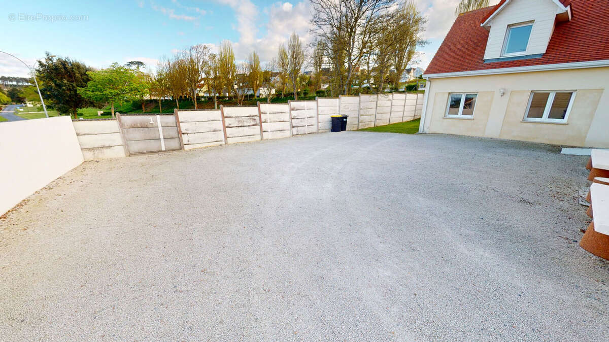 Maison à ARROMANCHES-LES-BAINS