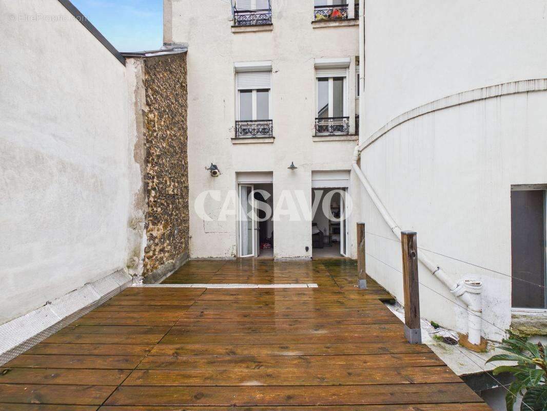 Appartement à AUBERVILLIERS