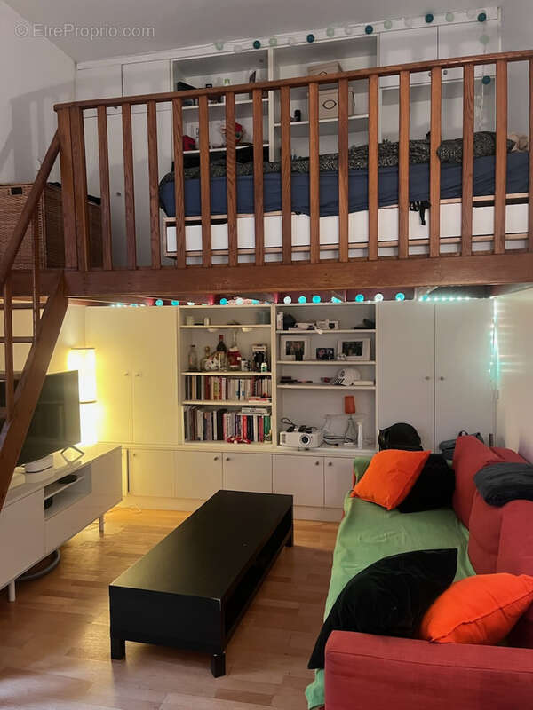 Appartement à PARIS-20E