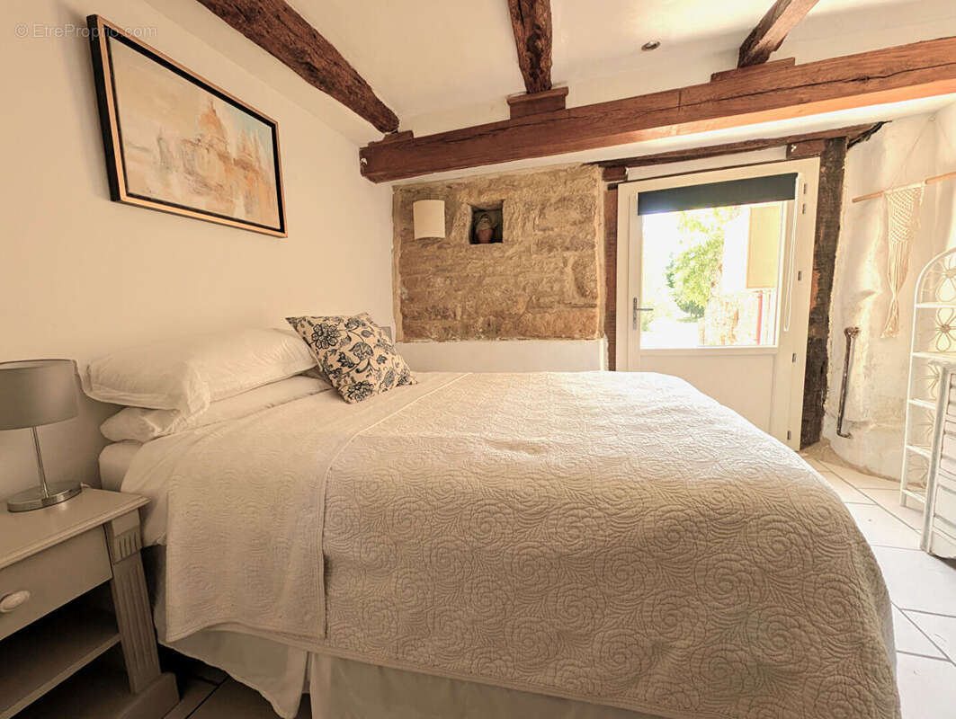 Belle propriété en pierre! Possibilité chambres d'hôtes. - photo 11