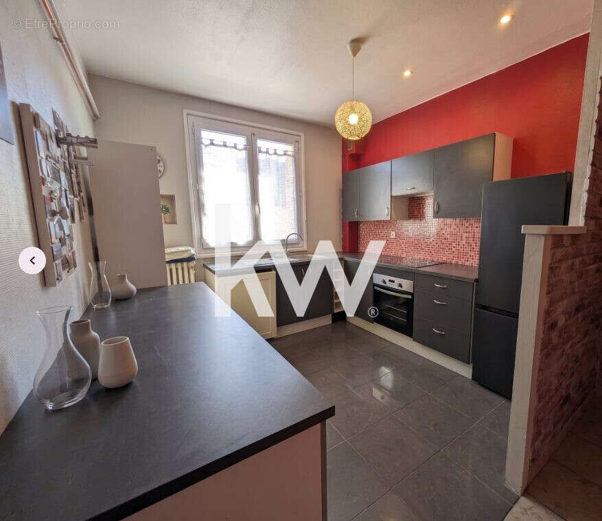 Appartement 86 m² à Saint-Etienne  - photo 3