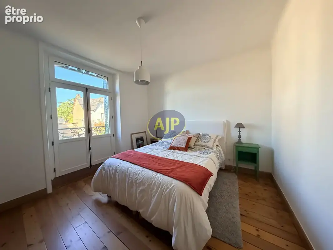 VÉRITABLE COUP DE COEUR  ; LE CHARME ET L'ÉLÉGANCE DU XIX SIÈCLE  Laissez-vous séduire par cette charmante maison d'environ 150  - photo 11
