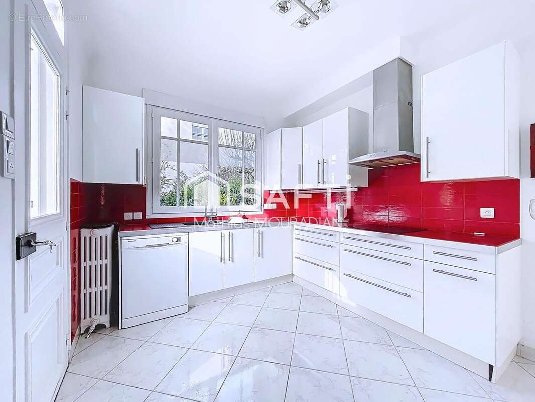 Photo 9 - Maison à CHENNEVIERES-SUR-MARNE