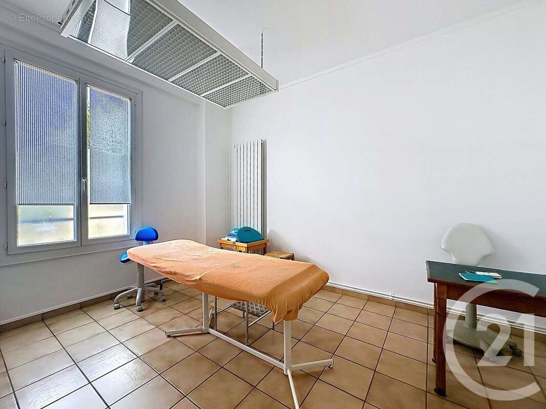 Photo 6 - Appartement à CHOISY-LE-ROI