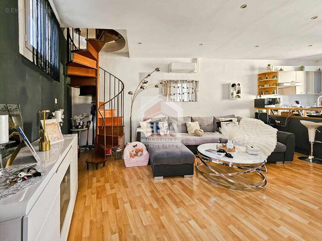 Autre à MARSEILLE-14E