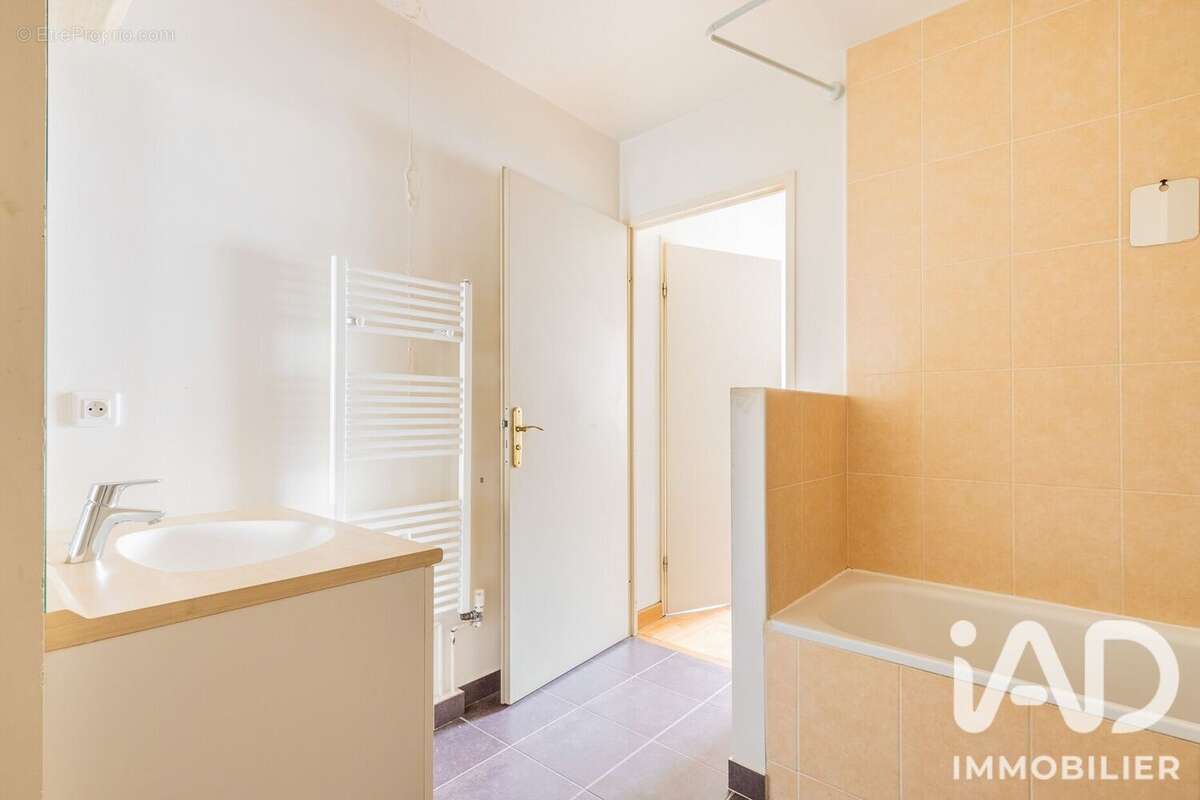 Photo 9 - Appartement à IGNY