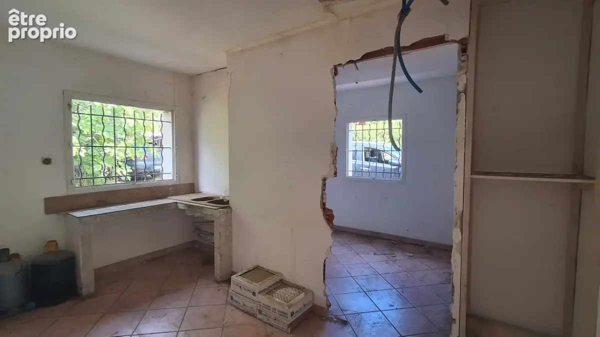 Maison type 4 de plain pied avec gros travaux à prévoir - photo 7