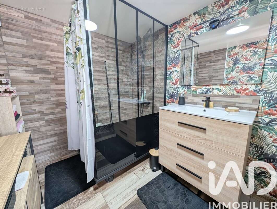 Maison 117 m² à Vijon  - photo 8