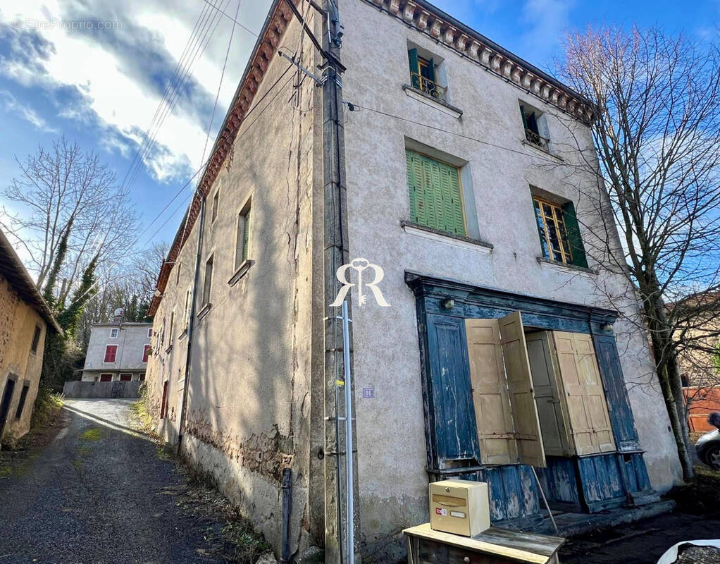 Maison à BROUSSE