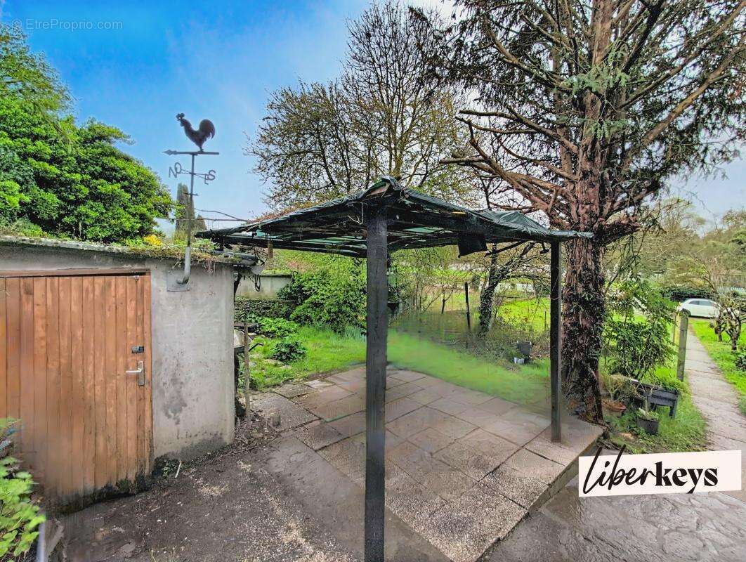 Maison à MONTREUIL-BELLAY