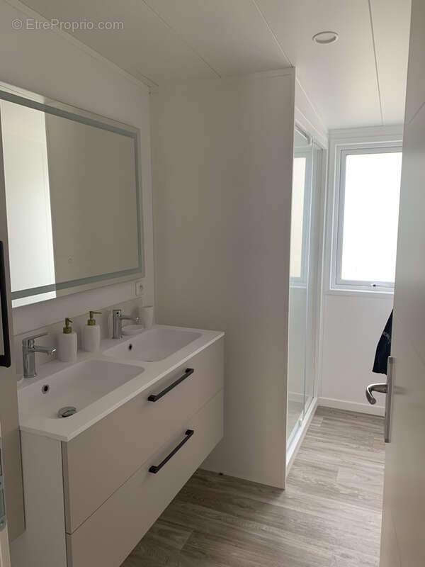 Chalet 3 chambres haut de gamme situé dans un domaine sécurisé avec piscine à 1 km de la plage ! - photo 5