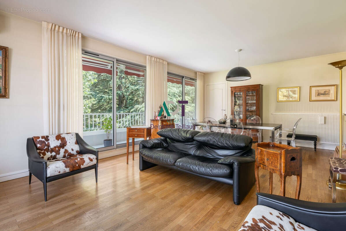 Appartement à MEYLAN