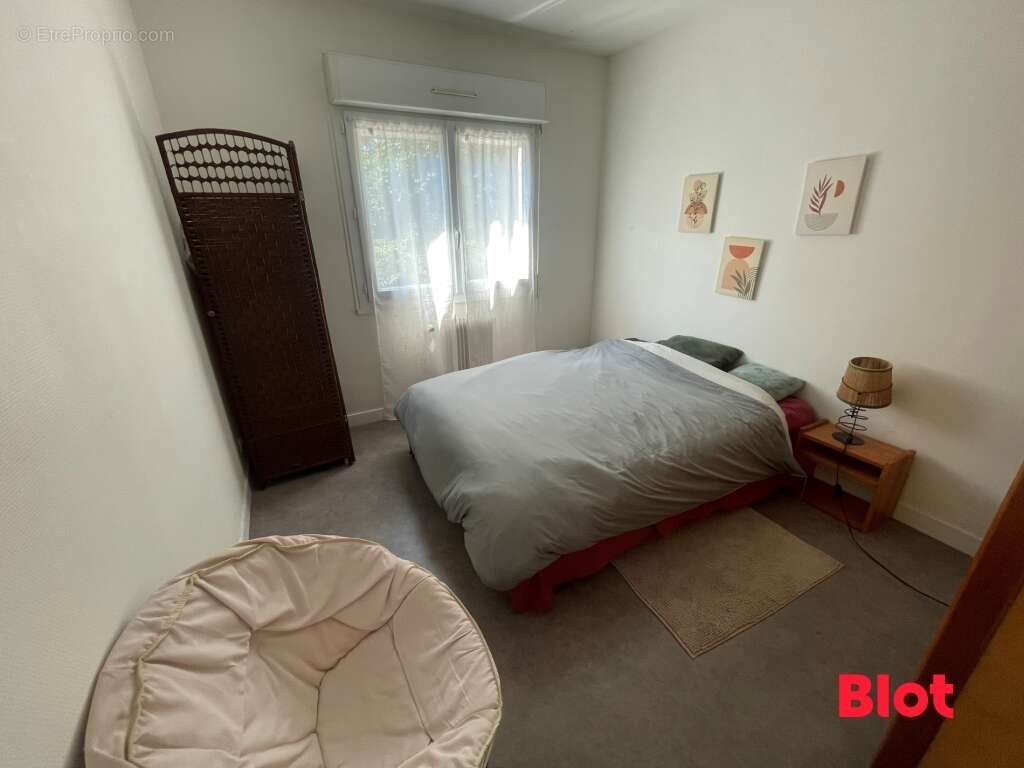 Appartement à FOUGERES