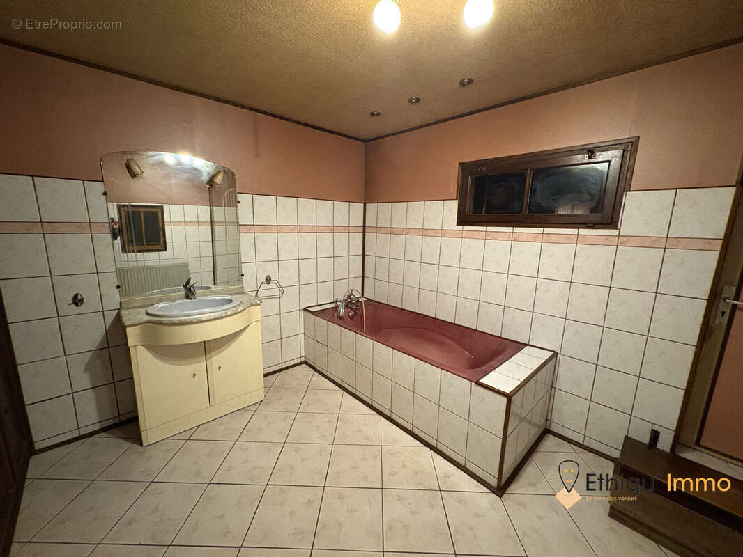 Maison 114 m² à Soulaines-Dhuys  - photo 7