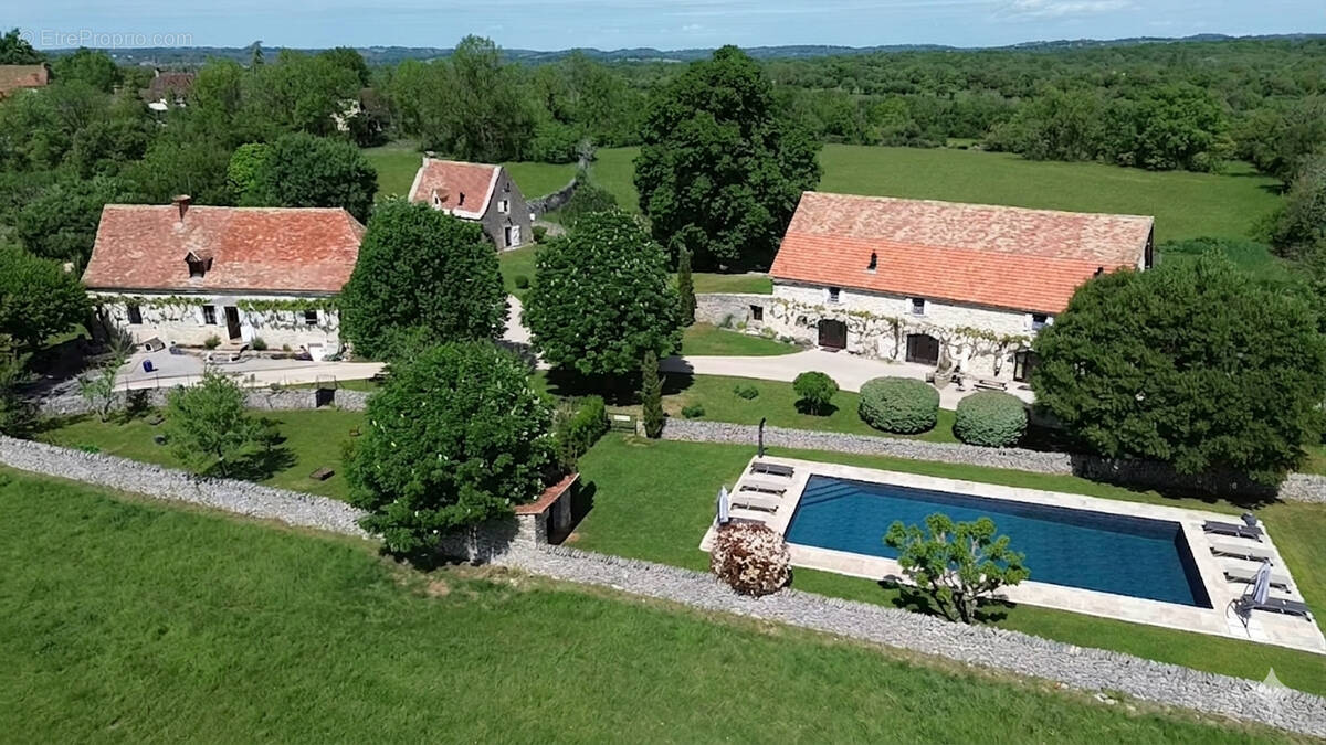 Maison à GRAMAT
