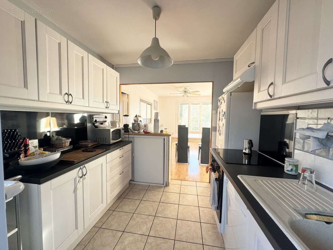 Appartement à SAINT-MARTIN-D&#039;HERES