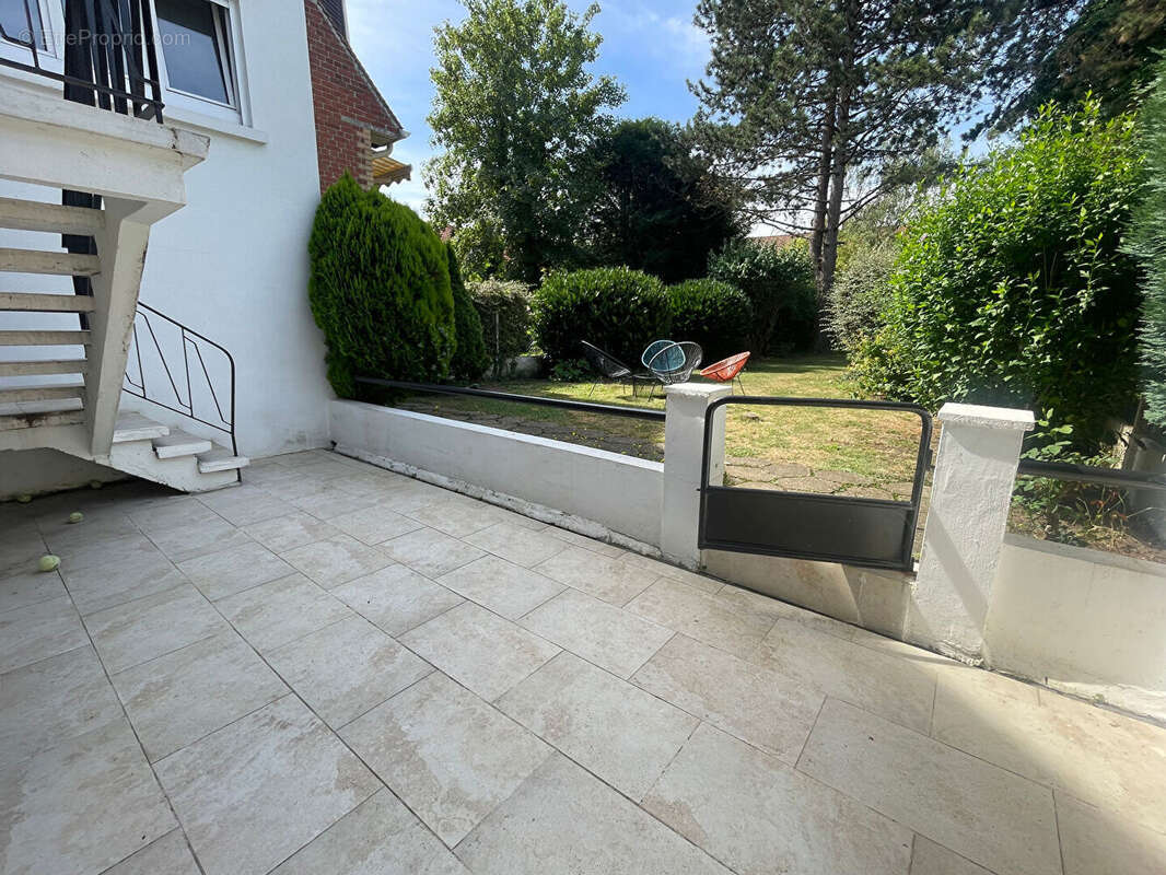 Maison de ville - Béthune- 125 m2 - 4 chambres - garage - balcon et jardin - photo 10