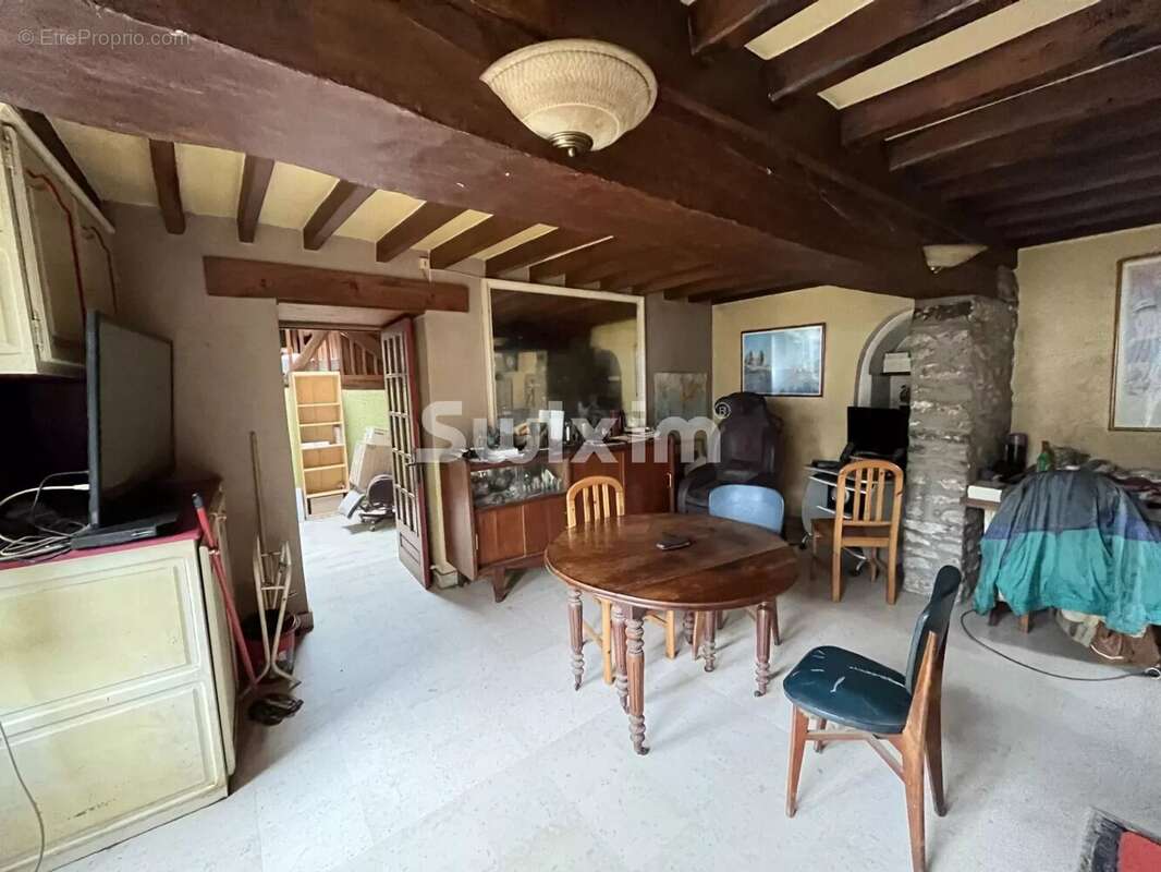 Maison à L'ISLE-SUR-SEREIN