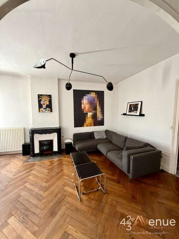 Appartement à SAINT-ETIENNE