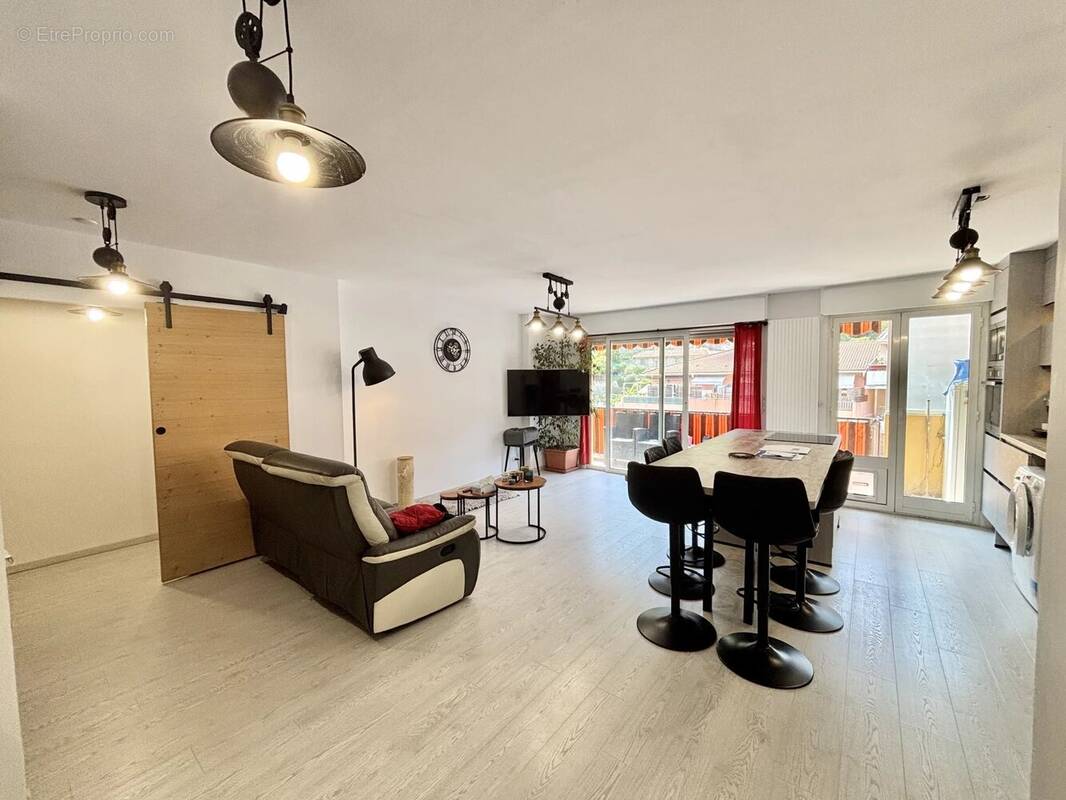 Appartement à MENTON