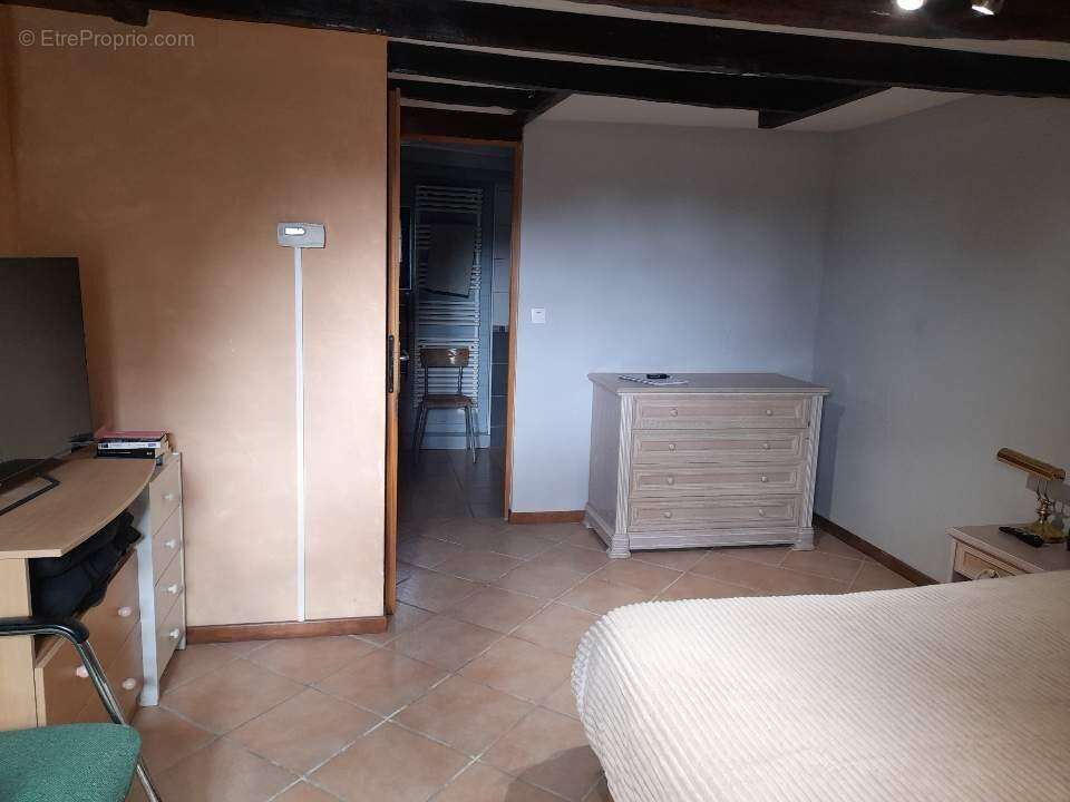 Maison à NEUVY-SAINT-SEPULCHRE