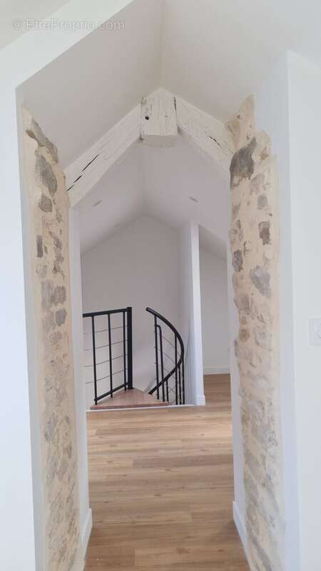 Maison à FLEUREY-SUR-OUCHE