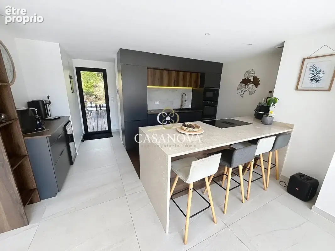 VUE PANORAMIQUE, dans un environnement calme et verdoyant sans être isolé, VILLA CONTEMPORAINE 2023 située dans un quartier rési - photo 19