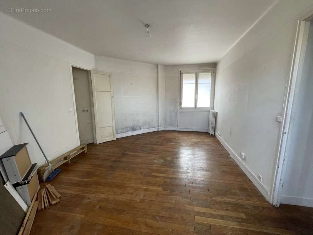 Appartement à COLOMBES