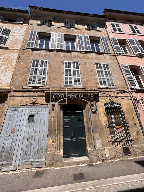 Appartement à AIX-EN-PROVENCE