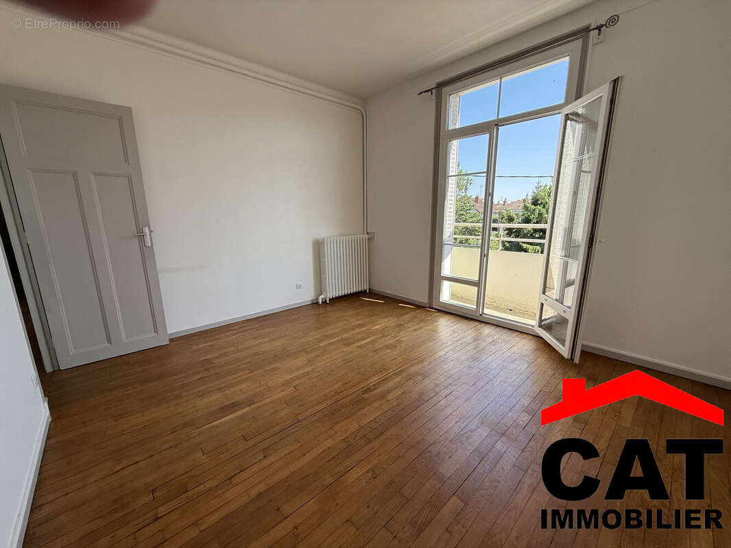 Appartement 80 m² à Montereau-Fault-Yonne  - photo 9