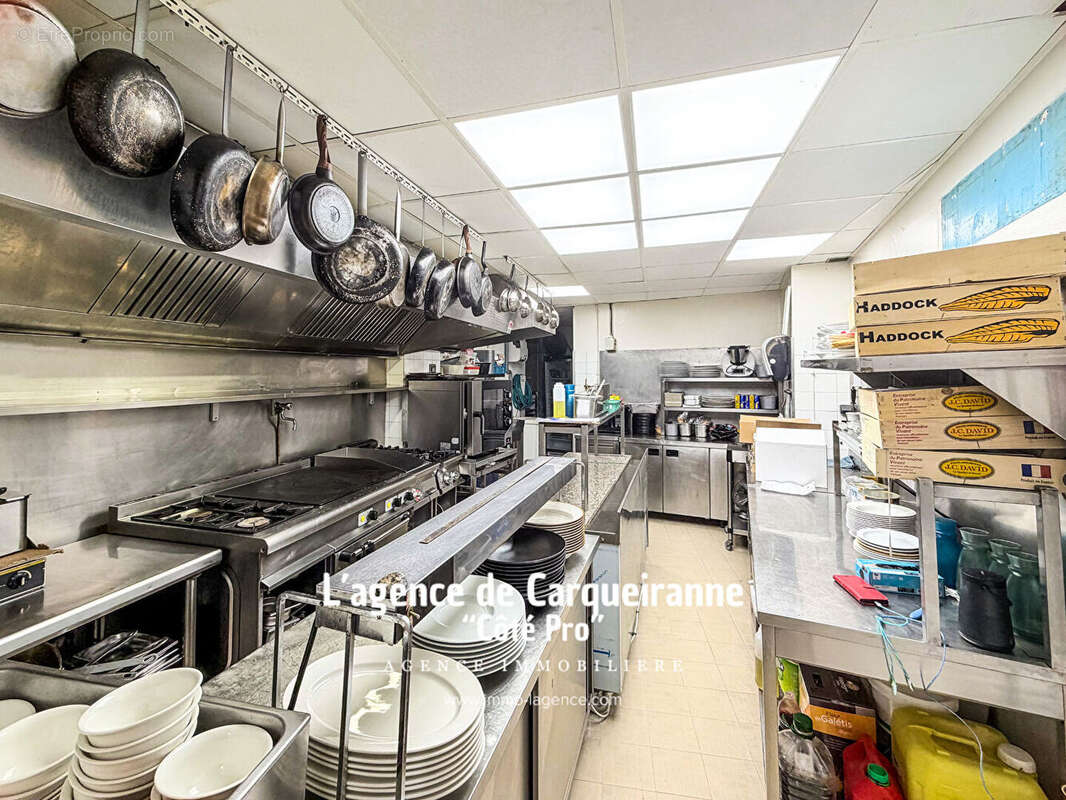 A vendre fonds de commerce restaurant 200 m2 idealement situe sur le port de cavalaire sur mer - photo 10