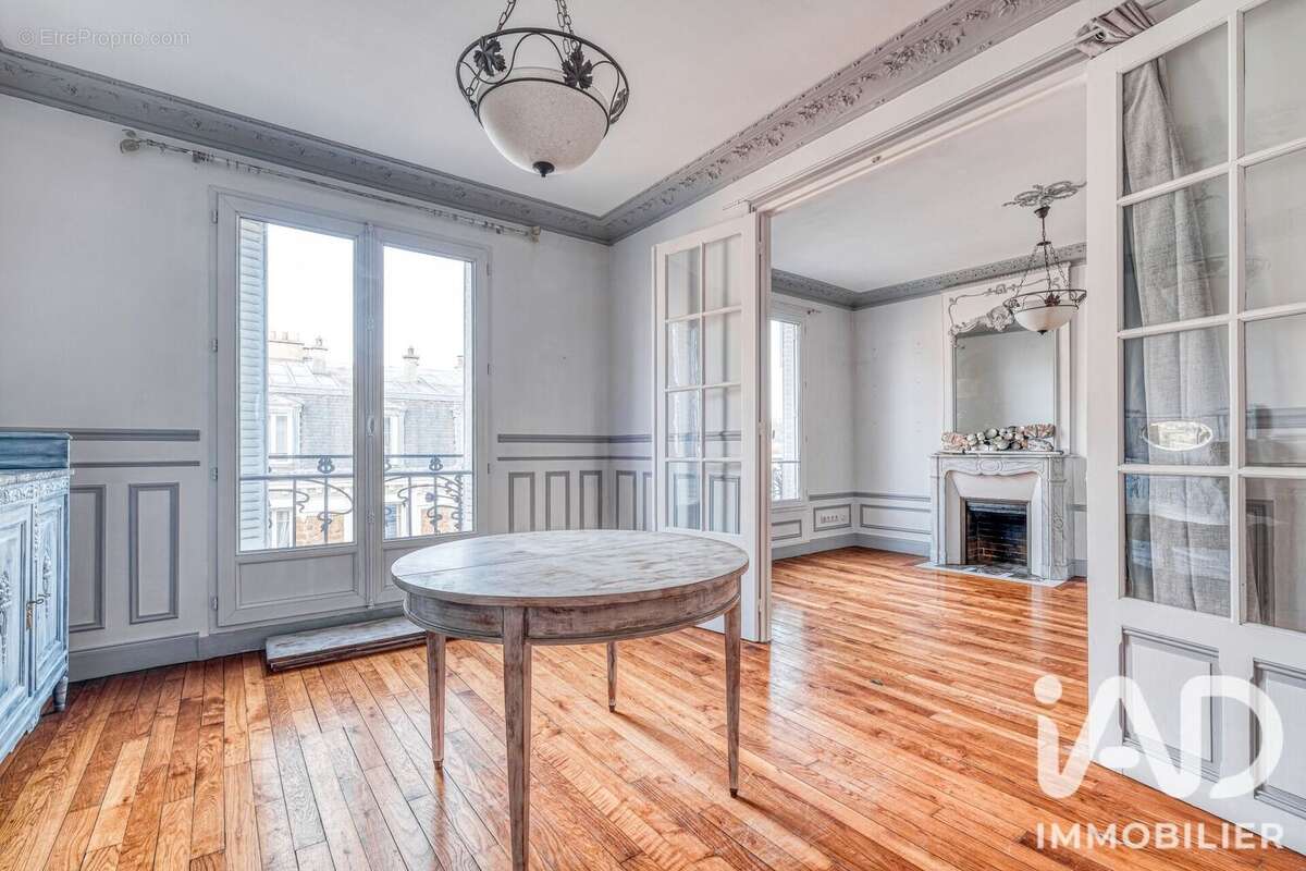 Photo 2 - Appartement à SAINT-MAUR-DES-FOSSES