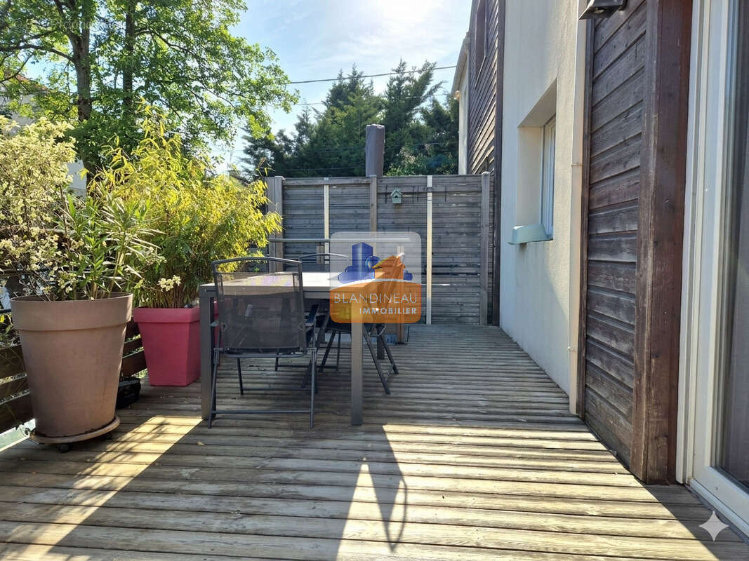 Bouguenais - maison -  3 ch - 102 m² habitables - terrasse et jardin - photo 3